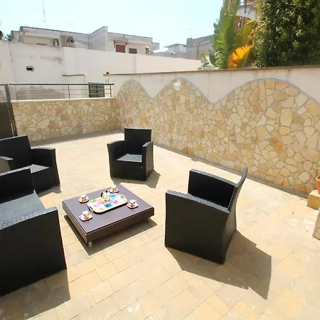 Auris Apartment *
